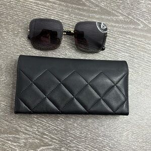 Chanel sunglasses with pouch!